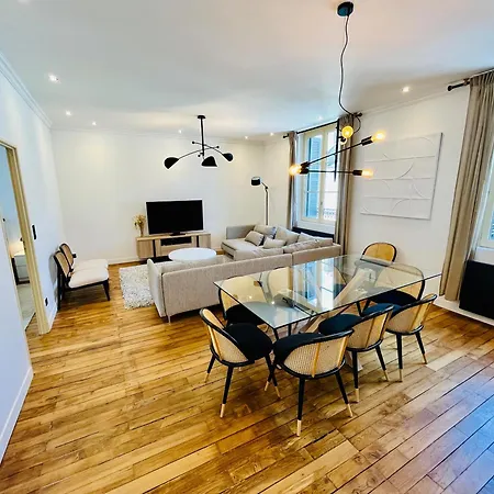 Apartment Le Big Duplex, Hypercentre, 4 Chambres, Spacieux Tours