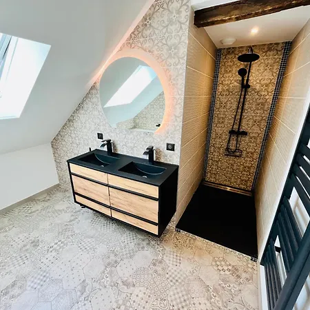 Le Big Duplex, Hypercentre, 4 Chambres, Spacieux *