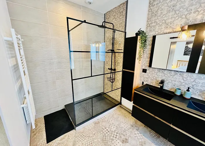 Le Big Duplex, Hypercentre, 4 Chambres, Spacieux *